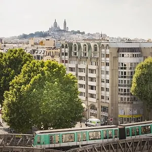 *** Otel Libertel Canal Saint Martin Fransa